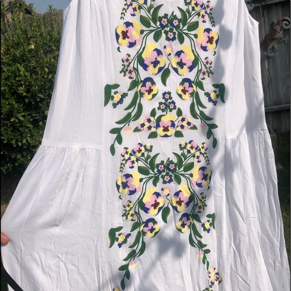 Maxi - Picture 3 of 3